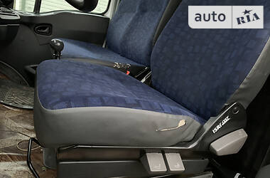 Грузовой фургон Iveco Daily 2006 в 