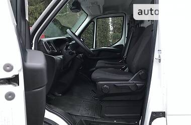 Грузовой фургон Iveco Daily 2016 в 