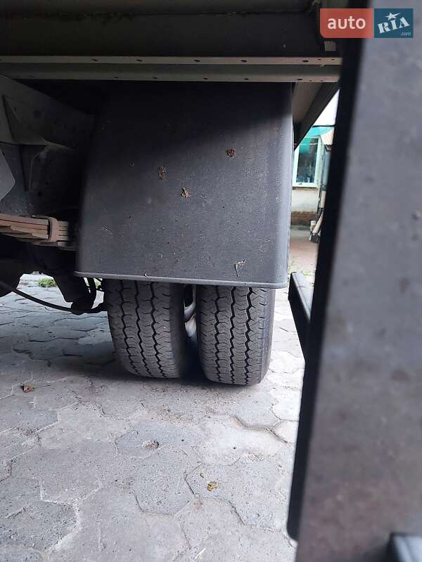 Вантажний фургон Iveco Daily 2016 в Чернігові