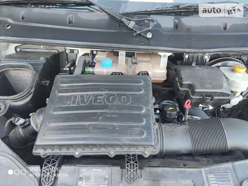 Грузовой фургон Iveco Daily 2014 в Нежине