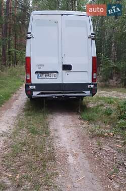 Грузовой фургон Iveco Daily 2005 в 