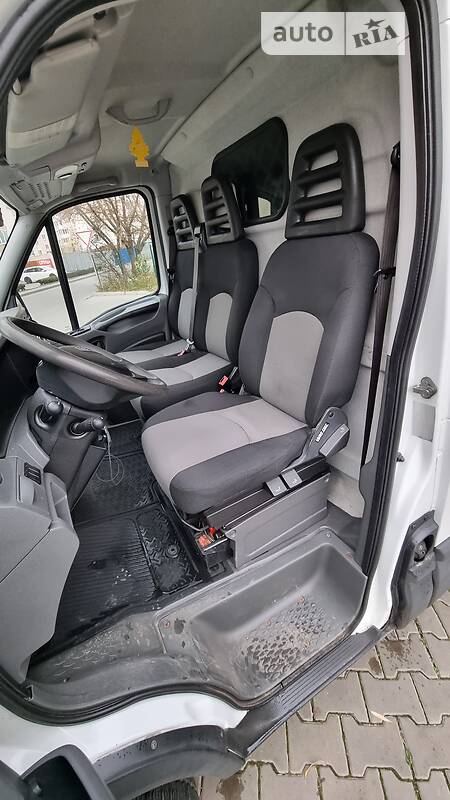 Вантажний фургон Iveco Daily 2012 в Луцьку фото 30 Вантажний фургон Iveco Daily 2012 в Луцьку