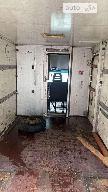 Грузовой фургон Iveco Daily 2005 в Днепре