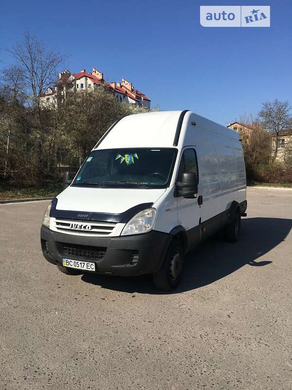 Грузовой фургон Iveco Daily 2008 в 