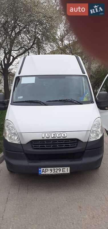 Грузовой фургон Iveco Daily 2014 в 
