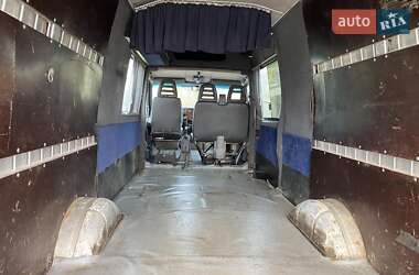 Мінівен Iveco Daily 2006 в 