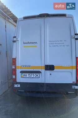 Седан Iveco Daily 2009 в 