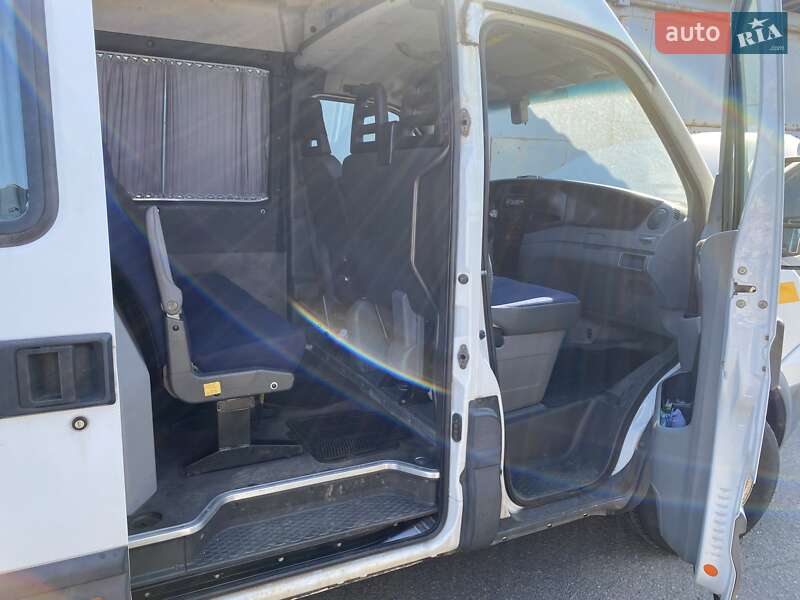 Седан Iveco Daily 2009 в Києві