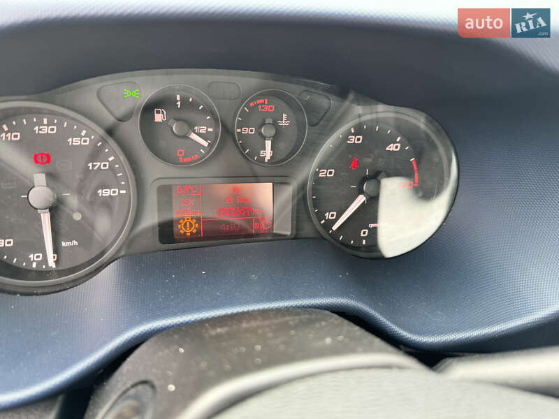 Платформа Iveco Daily 2019 в Староконстантинове