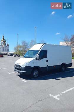Грузовой фургон Iveco Daily 2014 в 