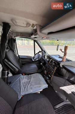 Грузовой фургон Iveco Daily 2012 в 