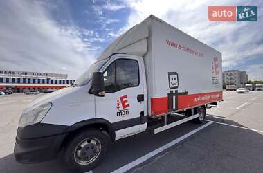 Грузовой фургон Iveco Daily 2012 в 