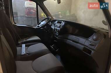 Мінівен Iveco Daily 2013 в 