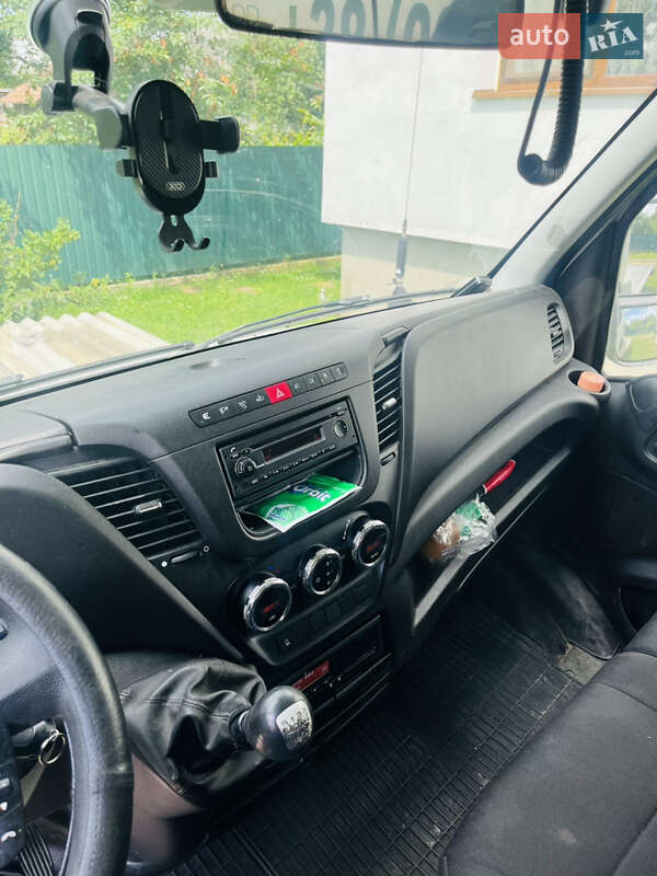 Эвакуатор Iveco Daily 2016 в Львове