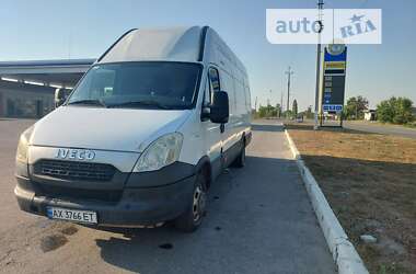 Грузовой фургон Iveco Daily 2012 в 