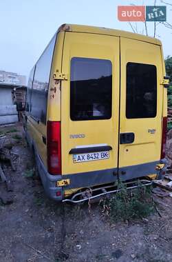 Другие автобусы Iveco Daily 2003 в 