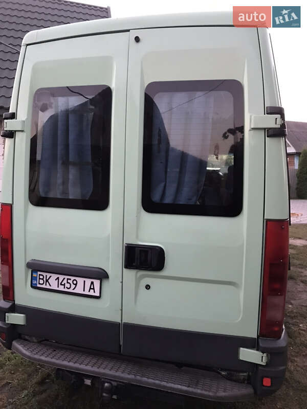 Микроавтобус Iveco Daily 2003 в Заречном