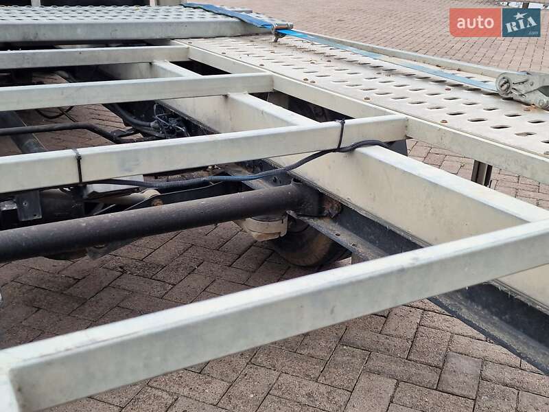 Эвакуатор Iveco Daily 2011 в Ровно