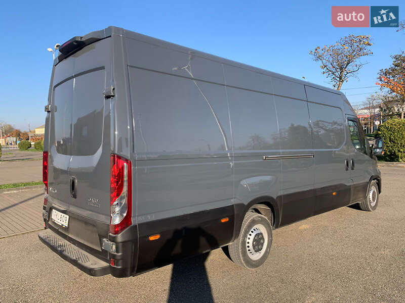 Грузовой фургон Iveco Daily 2022 в Виноградове