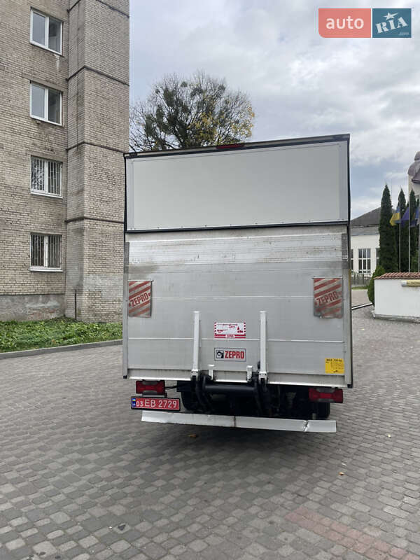 Грузовой фургон Iveco Daily 2016 в Львове