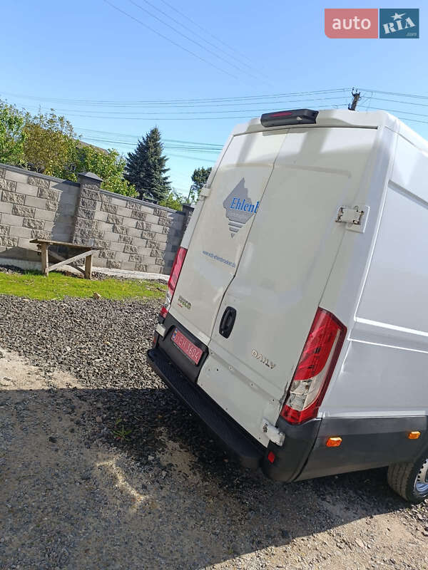 Інші вантажівки Iveco Daily 2017 в Володимирі