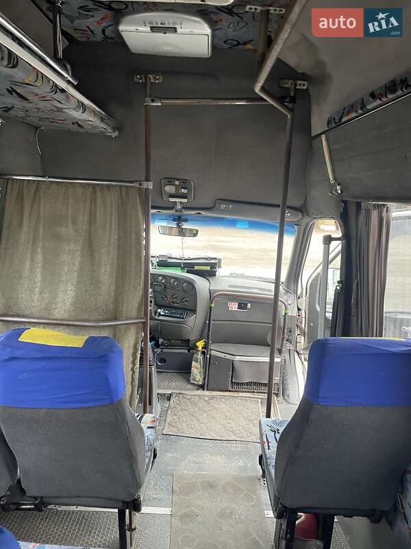 Пригородный автобус Iveco Daily 2000 в Виннице