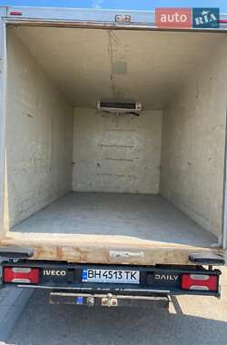 Грузовой фургон Iveco Daily 2015 в 