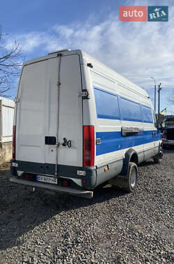 Вантажний фургон Iveco Daily 2005 в 