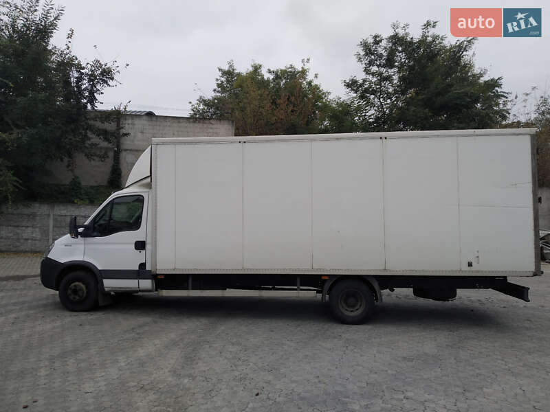 Вантажний фургон Iveco Daily 2011 в Дніпрі