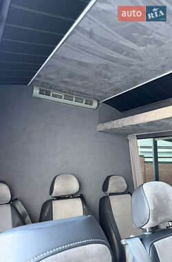 Грузопассажирский фургон Iveco Daily 2022 в 