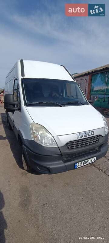 Грузовой фургон Iveco Daily 2013 в 
