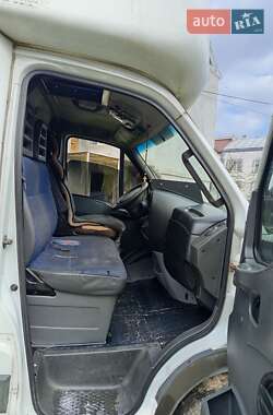 Грузовой фургон Iveco Daily 2003 в 