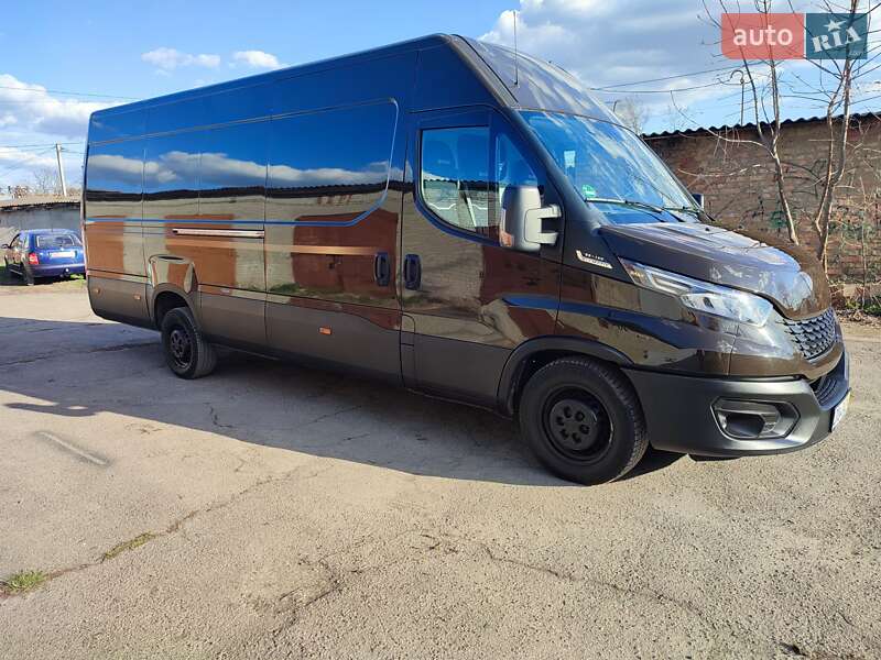 Грузовой фургон Iveco Daily 2021 в Здолбунове