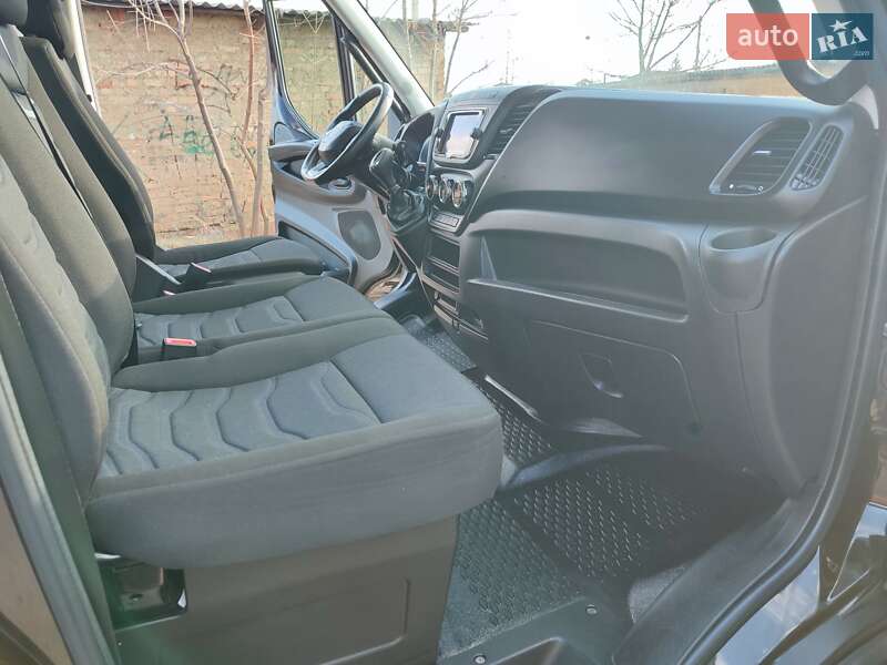 Грузовой фургон Iveco Daily 2021 в Здолбунове