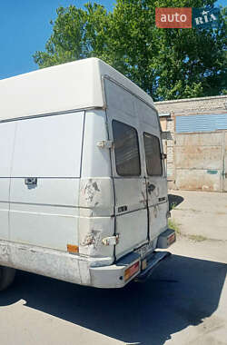 Вантажопасажирський фургон Iveco Daily 1996 в 
