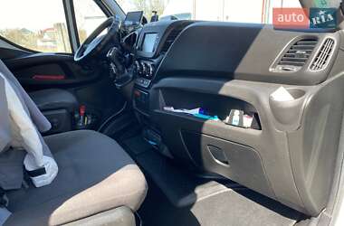 Вантажний фургон Iveco Daily 2016 в 