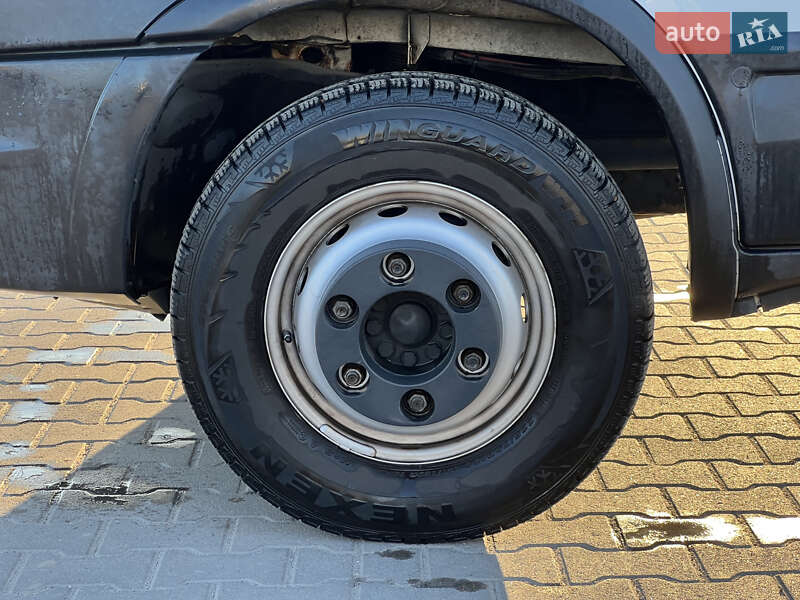 Грузовой фургон Iveco Daily 2012 в Львове