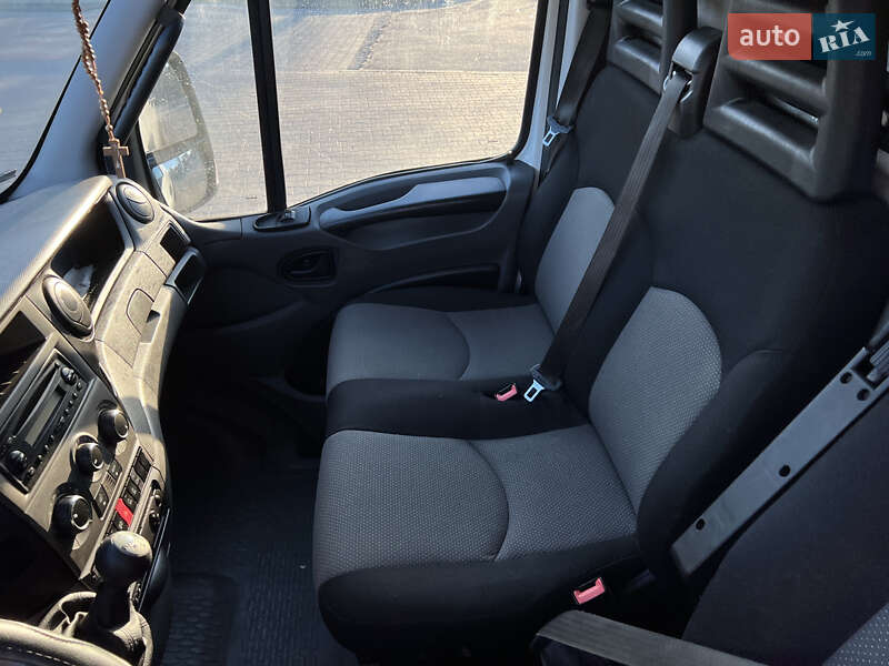 Грузовой фургон Iveco Daily 2012 в Львове