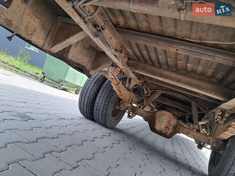 Автовоз Iveco Daily 2000 в Чернівцях
