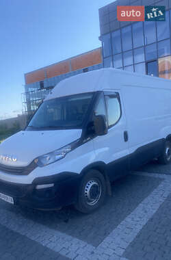 Грузовой фургон Iveco Daily 2019 в 