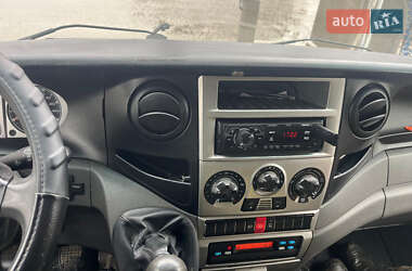 Грузовой фургон Iveco Daily 2011 в 