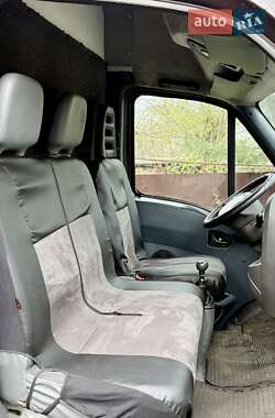 Грузовой фургон Iveco Daily 2002 в 