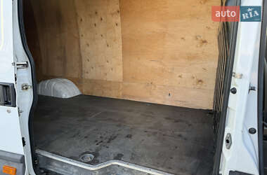 Грузовой фургон Iveco Daily 2013 в 