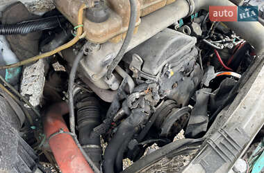 Грузовой фургон Iveco Daily 2000 в 