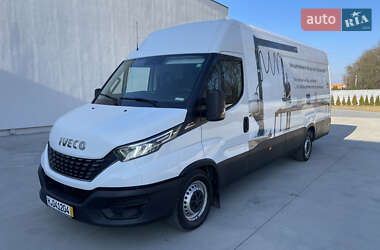 Грузовой фургон Iveco Daily 2020 в 