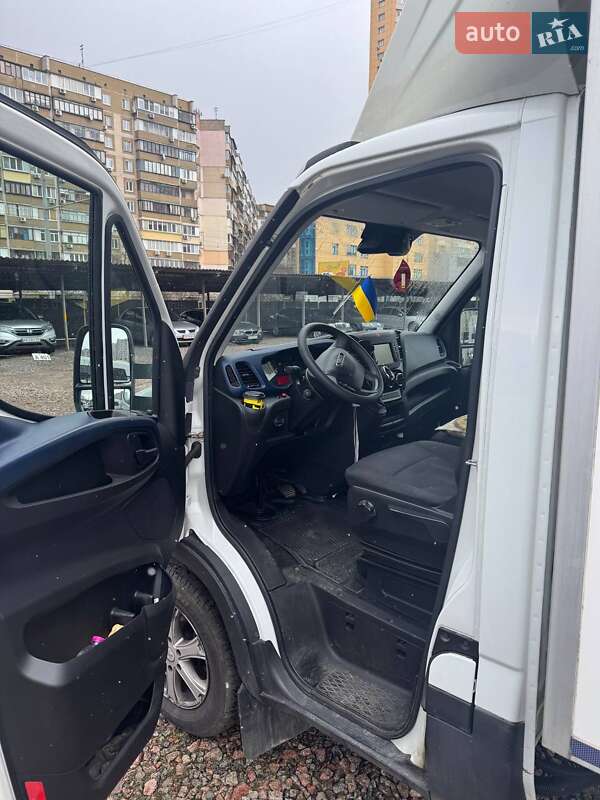 Вантажний фургон Iveco Daily 2017 в Києві