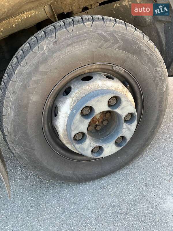 Грузовой фургон Iveco Daily 2007 в Днепре