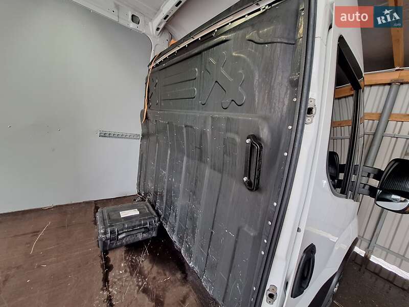 Грузовой фургон Iveco Daily 2019 в Белой Церкви