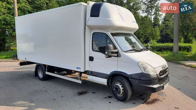 Вантажний фургон Iveco Daily 2013 в 