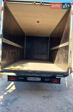 Грузовой фургон Iveco Daily 2009 в 